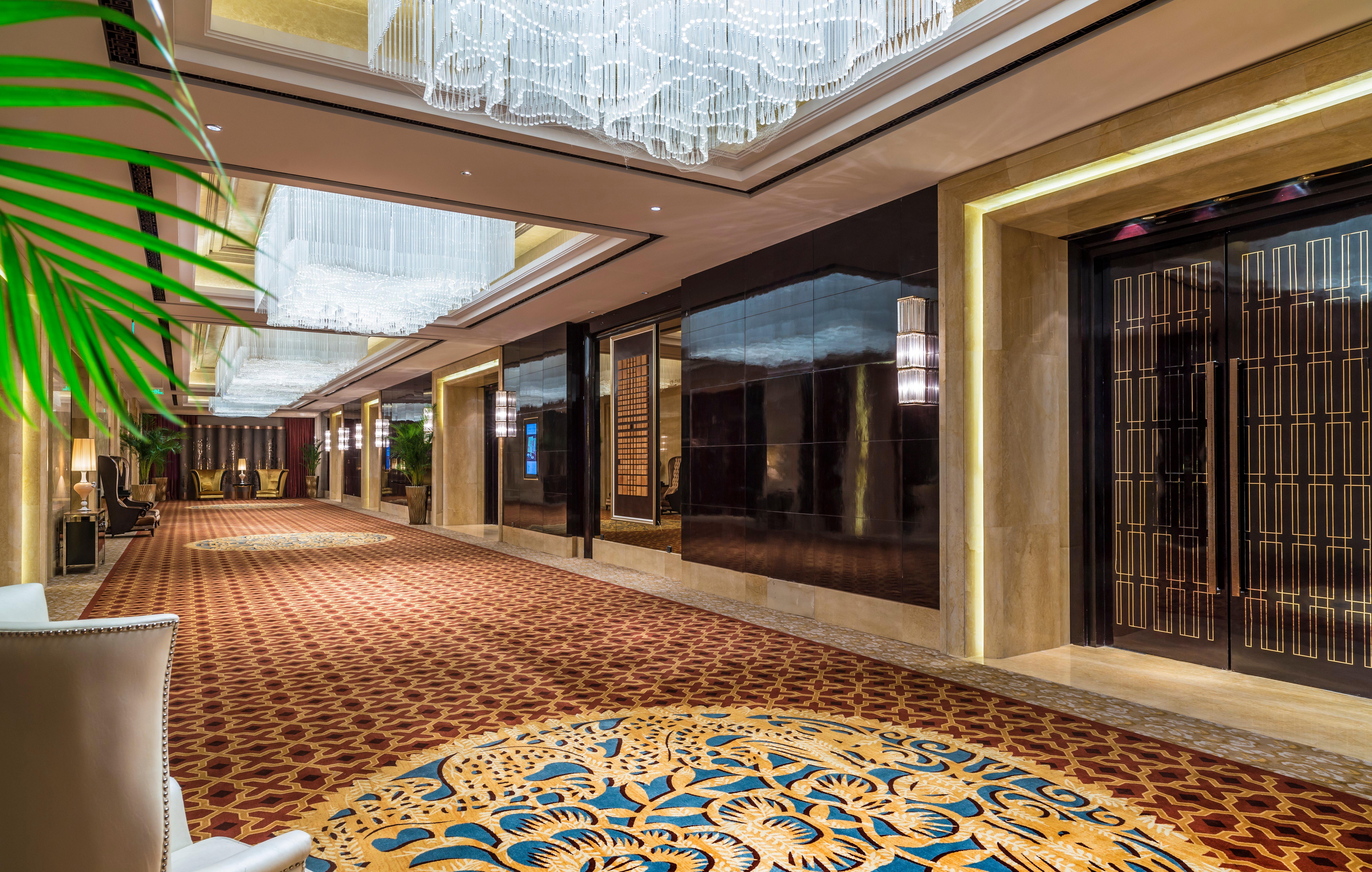 Hotel InterContinental Shijiazhuang Esterno foto