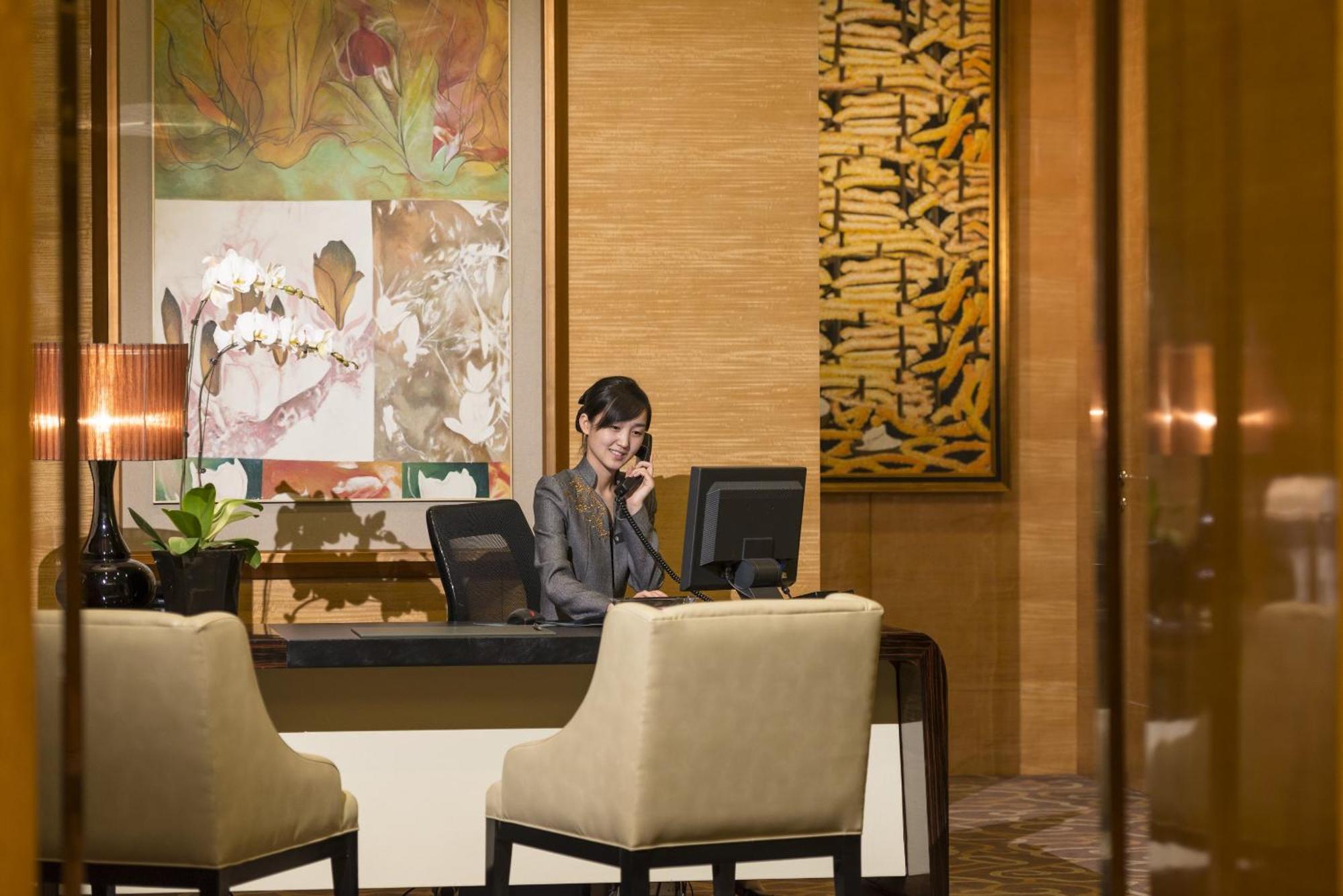 Hotel InterContinental Shijiazhuang Esterno foto