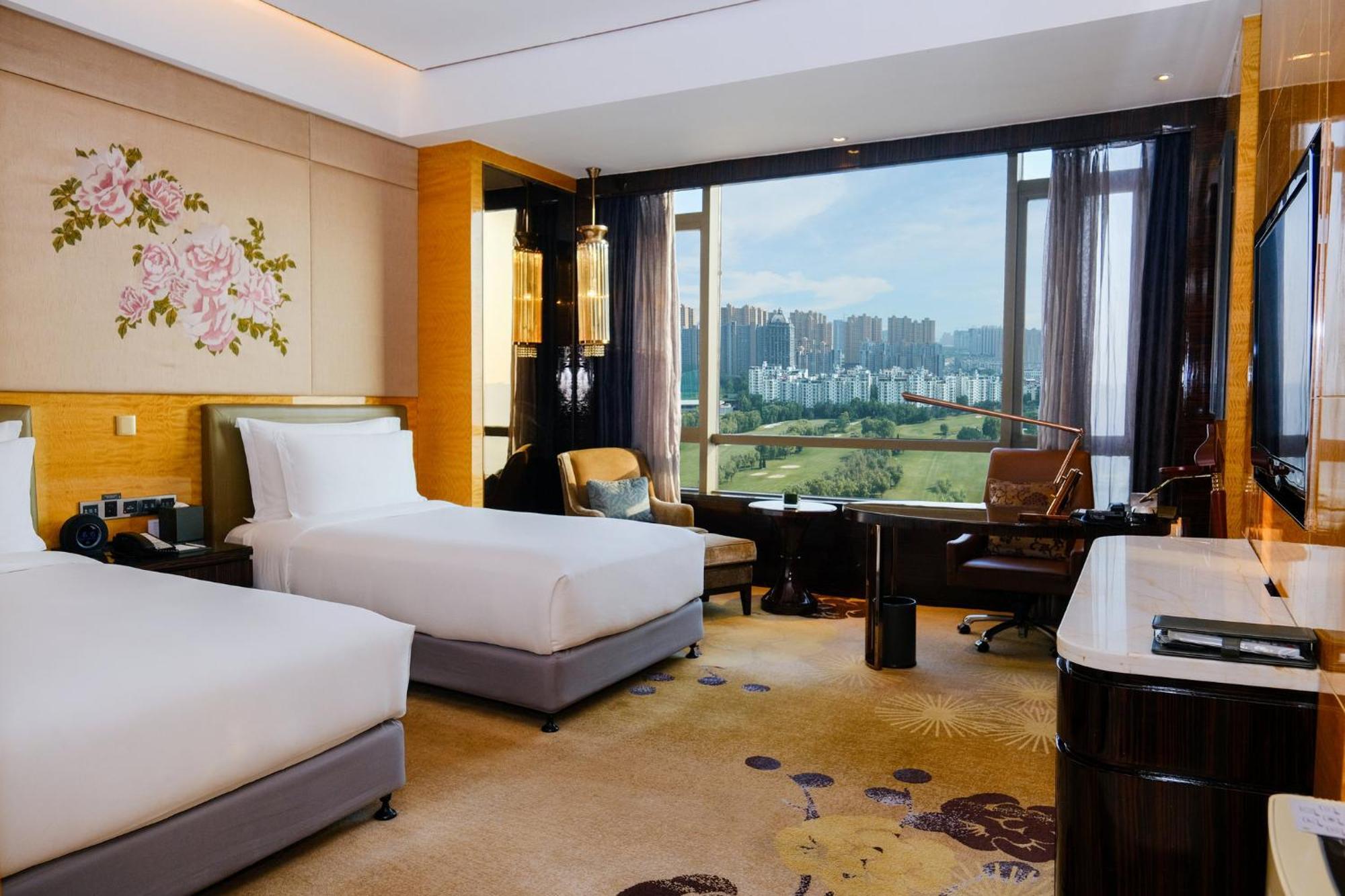 Hotel InterContinental Shijiazhuang Esterno foto